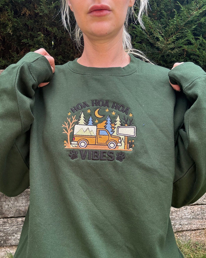 Hoa Hoa Hoa Vibes Sweatshirt